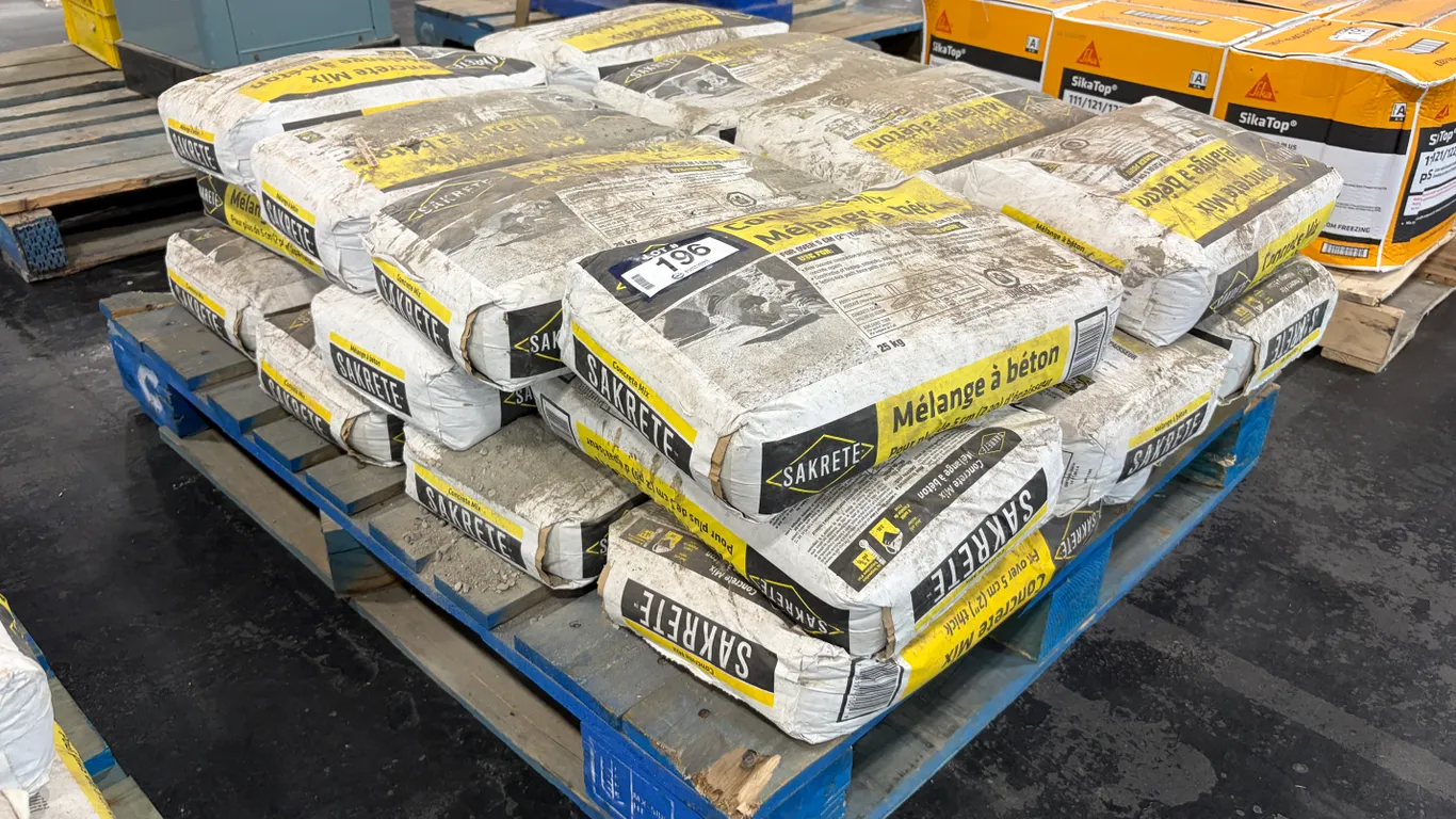 PALLET OF SAKRETE CONCRETE MIX - 25 KG BAGS