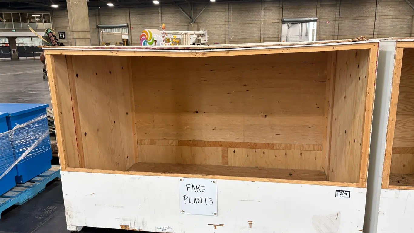 8' X 59.5" HEAVY-DUTY WOODEN STORAGE / TRANSPORT CRATE