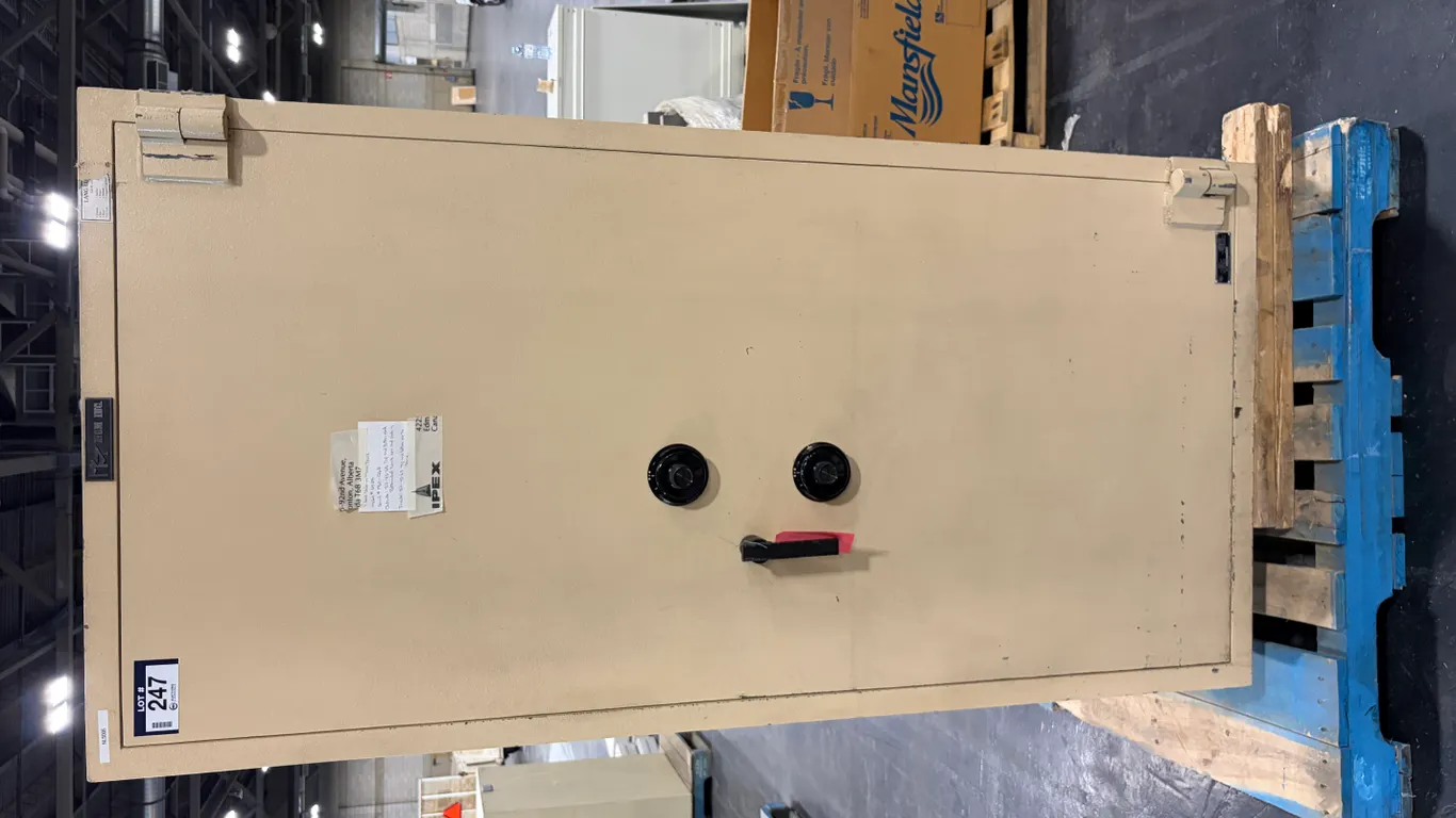 MGM INC. MODEL 6428 FLOOR SAFE