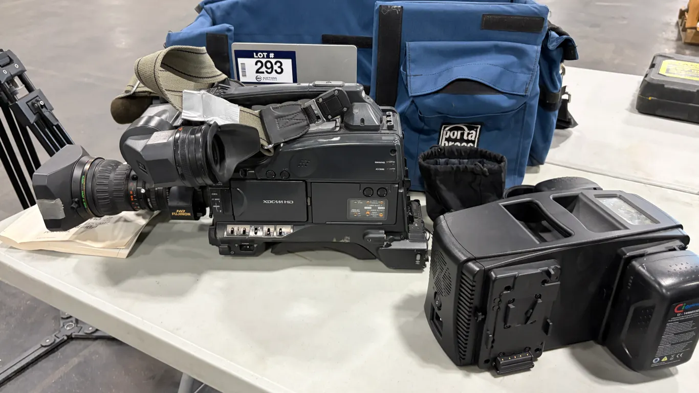 SONY PDW-F355L XDCAM HD PROFESSIONAL VIDEO CAMERA WITH FUJINON LEN, BATTERY CHARGER & PORTA BRACE CA