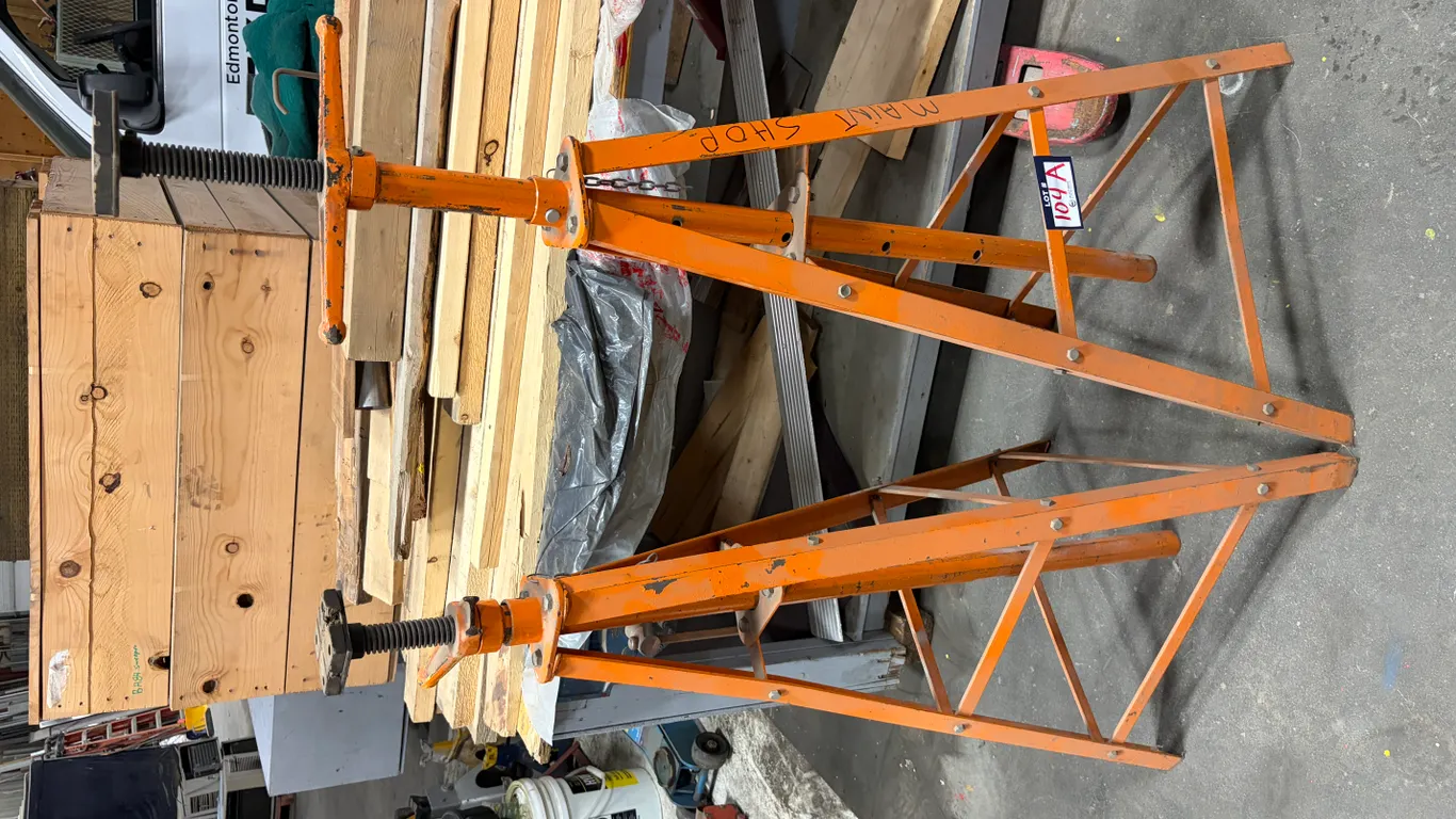 (2) HEAVY-DUTY ADJUSTABLE SCREW JACK STANDS