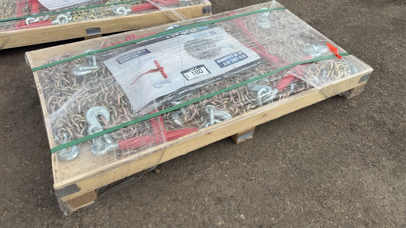 Lot of (5) CHERY 9,200lbs. Ratchet Binders and (10) 3/8” 20’ G70 Chain