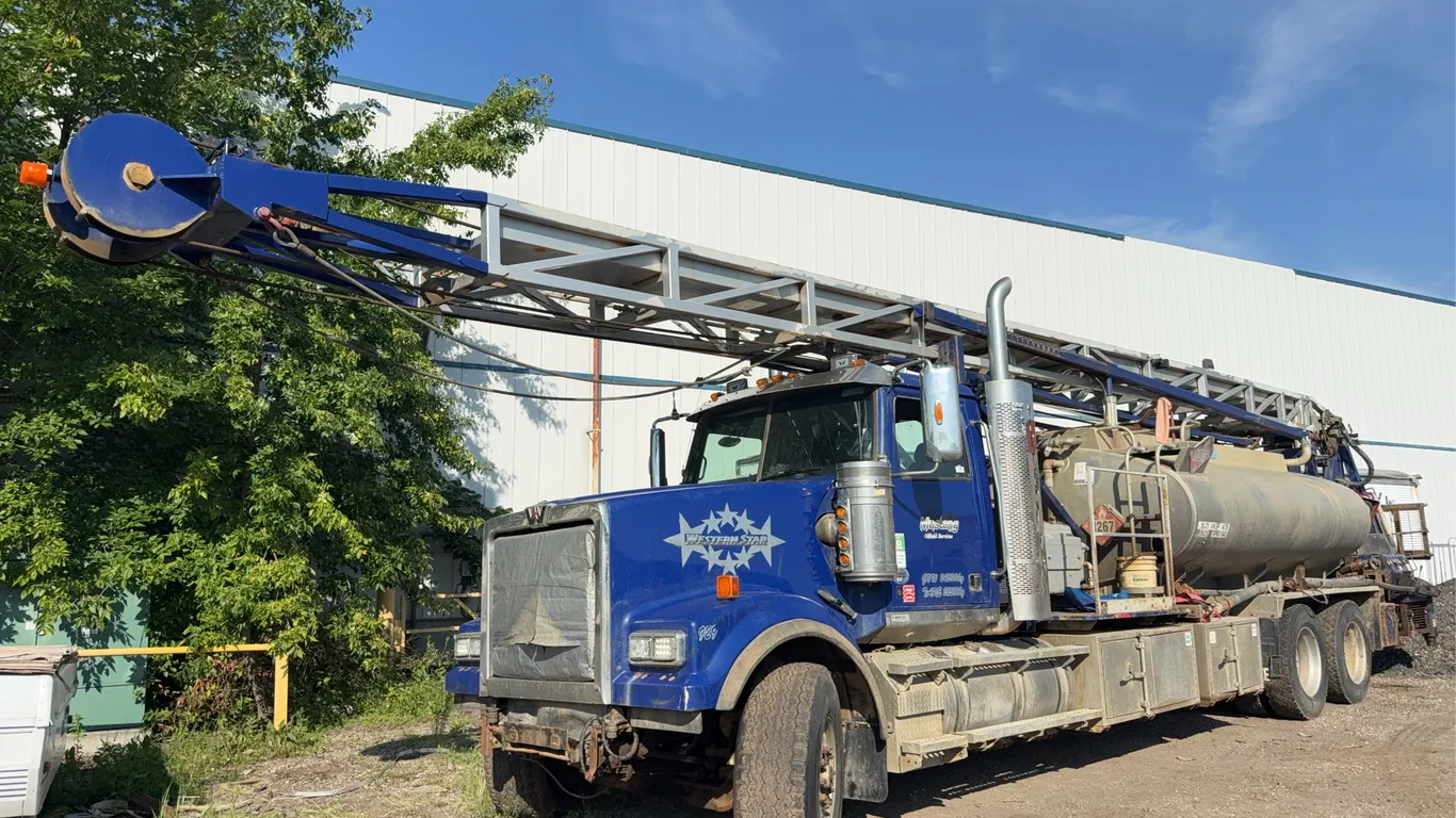 2015 Western Star 4900 T/A Flushby Truck, 43,709km Showing, VIN#: 5KKHAED12FLGS2379