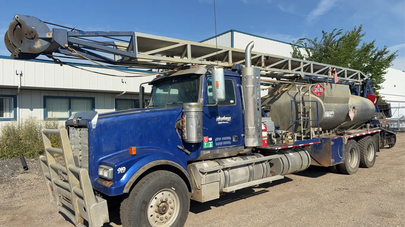 2015 Western Star 4900 T/A Flushby Truck, 733,444km Showing, VIN#: 5KKHAEDR0CPBH4259