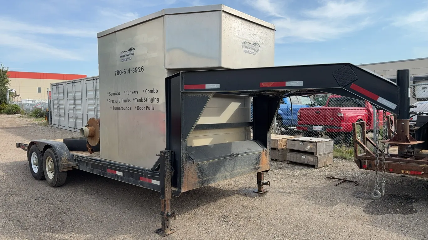 2014 Oasis Trailers 20’ T/A Gooseneck Trailer w/ Stainless Storage Box, GVWR: 6,360KG, VIN#: 2SLGC6272ER006187