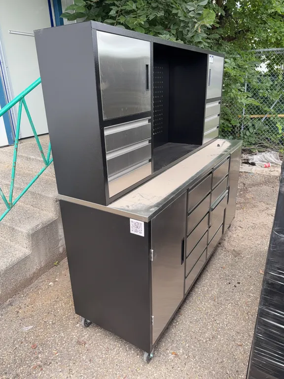 20-Compartment 77” X 24” X 72” Mobile Work Bench