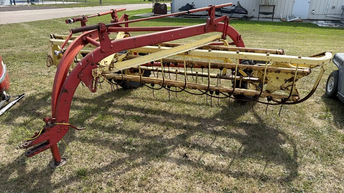 New Holland 10’ side delivery rake