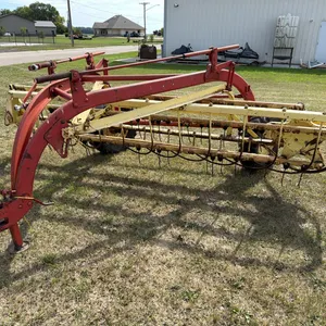 New Holland 10’ side delivery rake