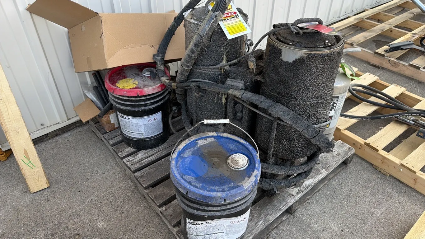 Reflex Spray-On truck liner spray sytstem w/ GX Pro color injector