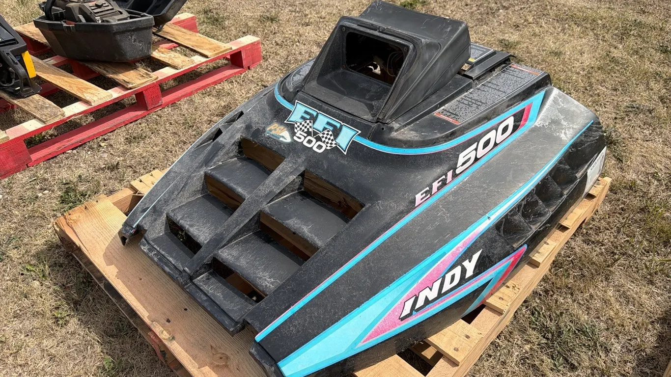 Polaris Indy 500 hood