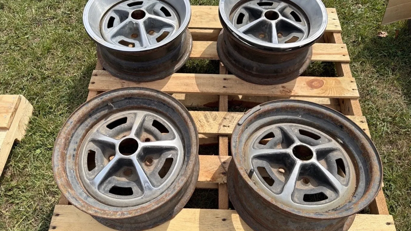 4) 14” 5-bolt wheels