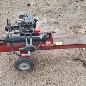 5Hp Briggs and Straton log splitter (In good working condition)