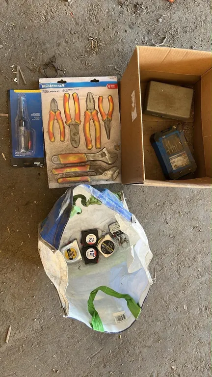 OFFSITE - Plier set, circuit tester, drill bit set, mini tool kit and 5 tape measures.