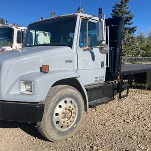 1996 Freightliner FL80 Single Axle with 24' Flatdeck, VIN:  1FV6JLBB8TL834726