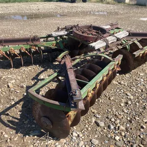 John Deere 10' Cultivator