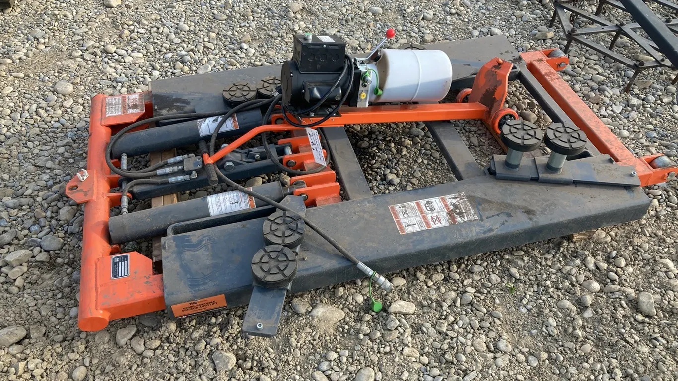 Electric Hydraulic Lift 110V, TMG ALS61 6000lb Portable Scissor Lift, s/n: H310240138