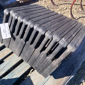 (12) IH Tractor Suitcase Weights