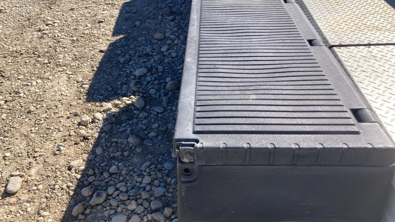 Black Delta Packer- 90 Toolbox