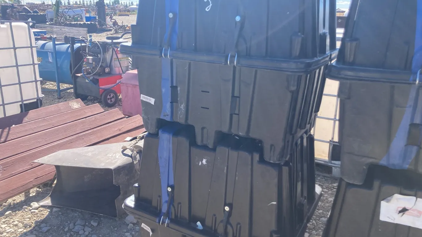 (2) 32"x32" Plastic Shipping Crates