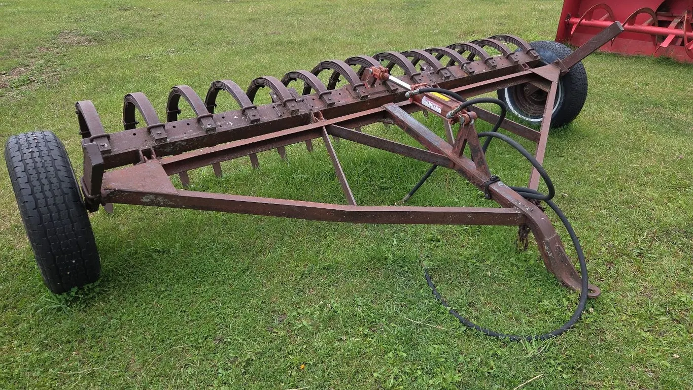 **OFFSITE** 10' Pull Type Root Rake with Hydraulic Lift