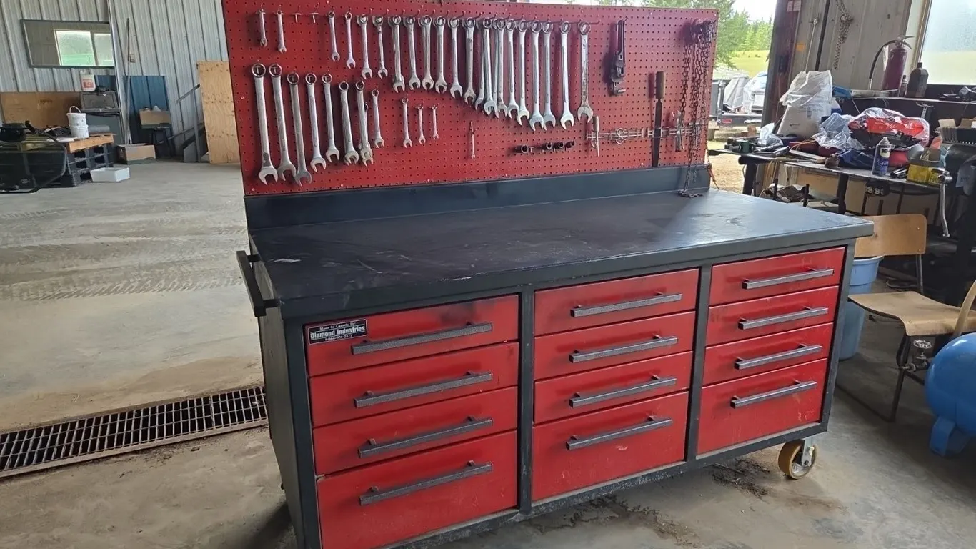 **OFFSITE** Diamond Industries 6' 12 Drawer Heavy Duty Stocked Shop Tool Box