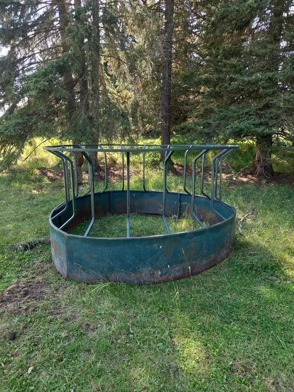 **OFFSITE** Single Round Bale Feeder