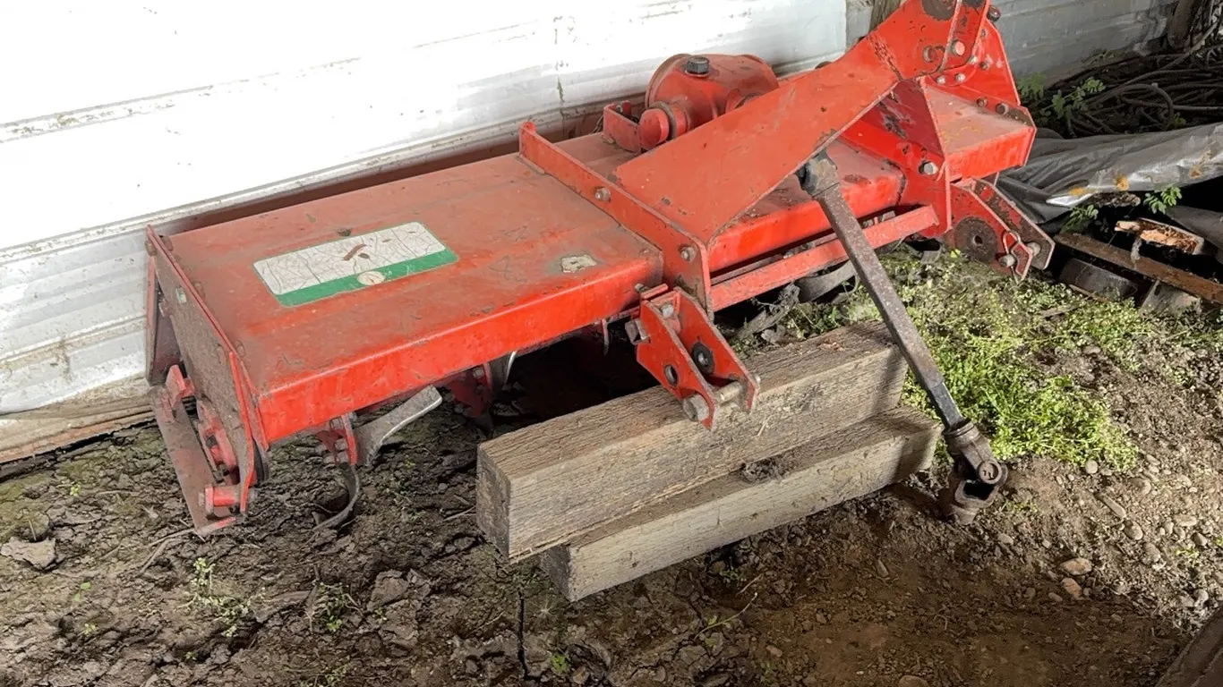 **OFF SITE** Agric 3pth approx. 67" Rototiller with 540 PTO