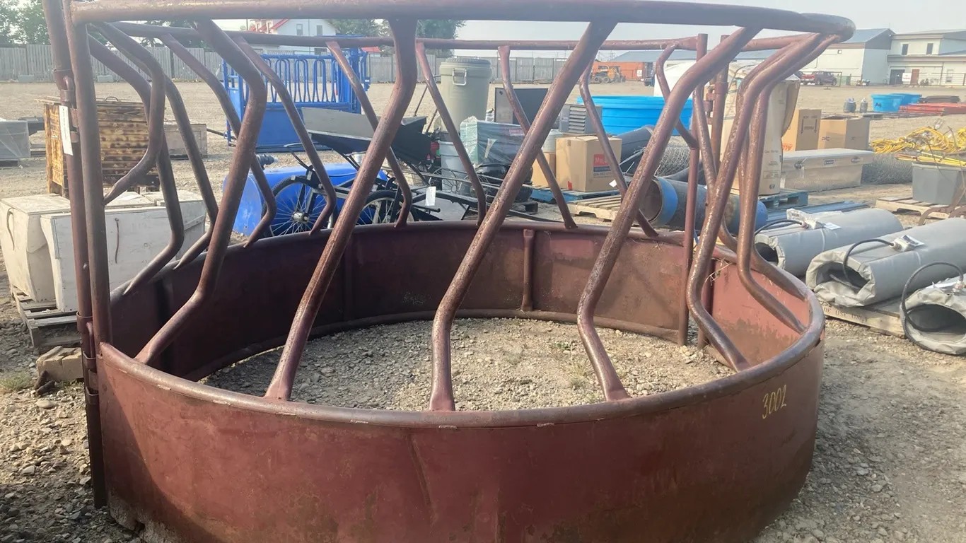 Bale Feeder