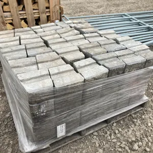 Pallet of Brown Landscape Stone approx. 125