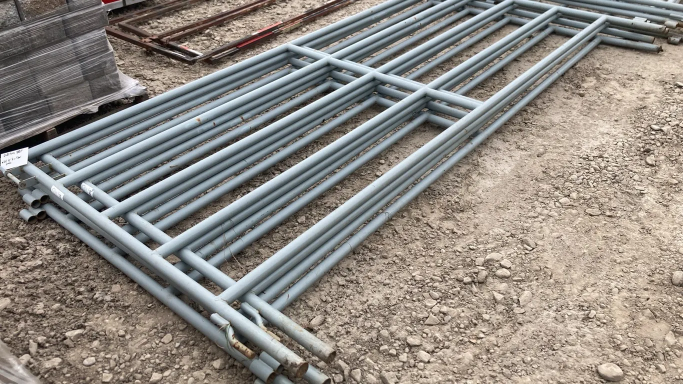 (4) 10' 2W 5 Bar Panels 5' Tall