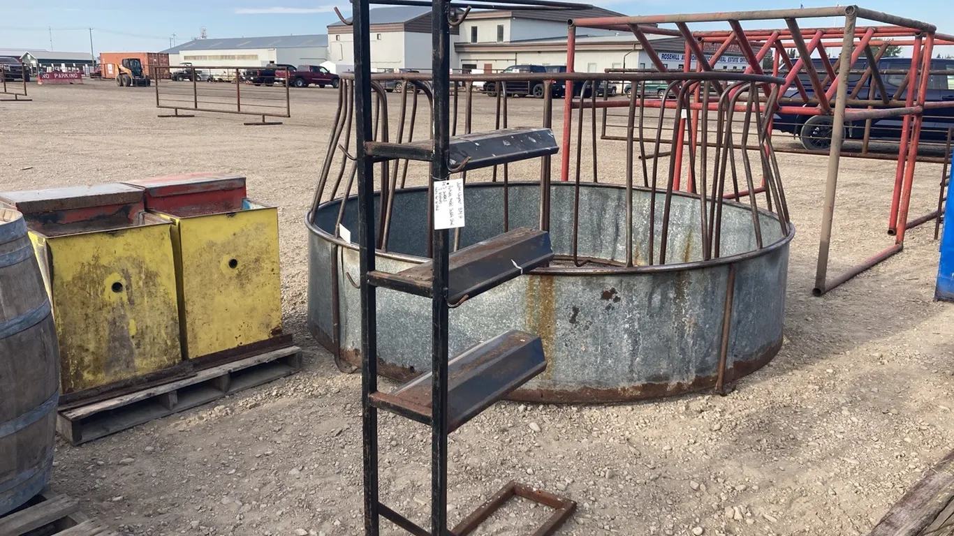 Metal Portable Saddle Stand