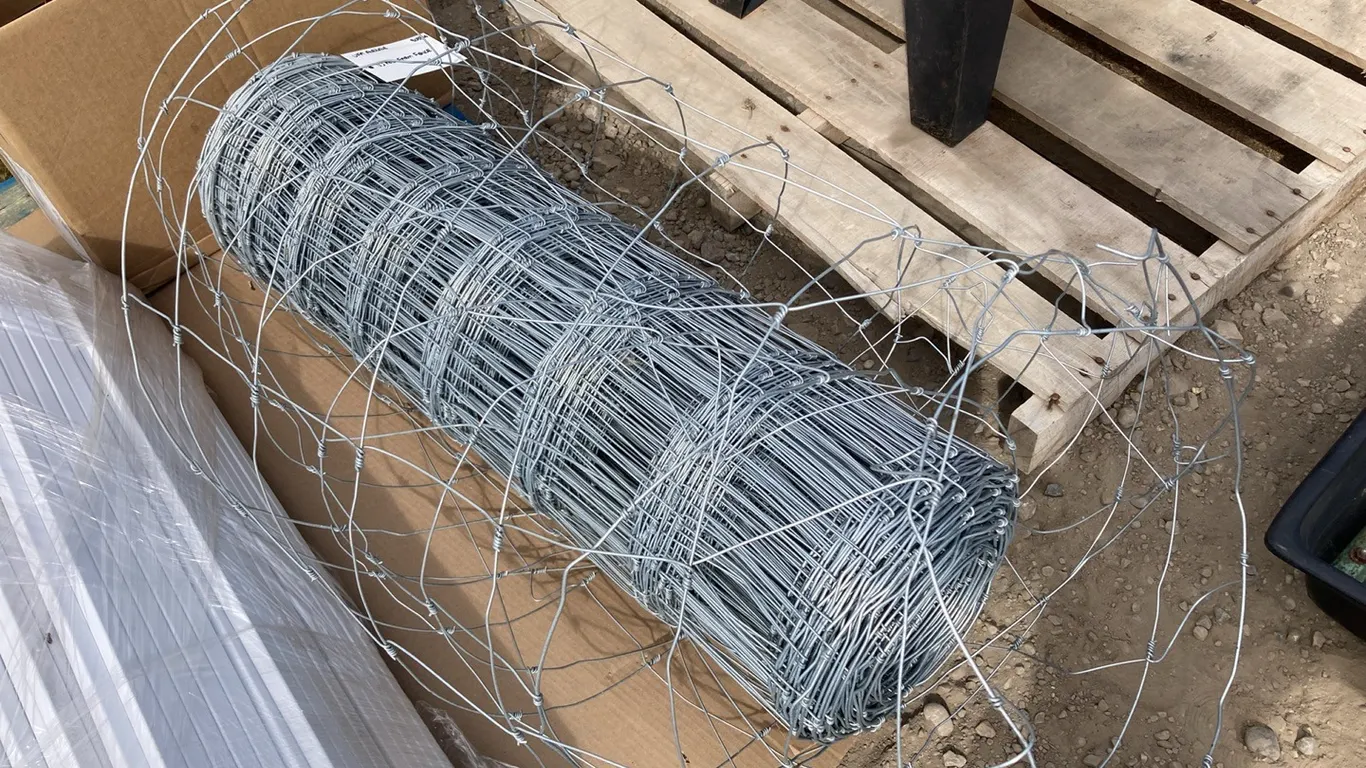 (1) Roll Farm Fence