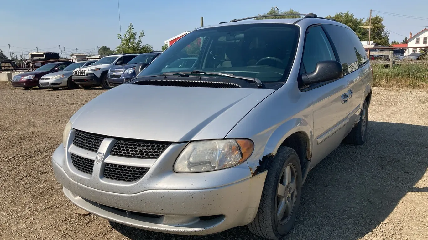 2004 Dodge Caravan Anniversary Edition Silver VIN: 1D4GP24R04B583150