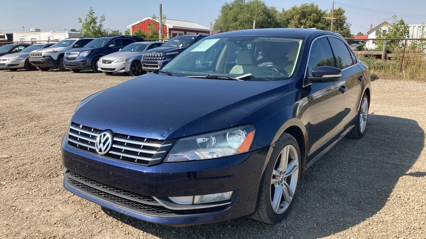 2012 Volkswagen Passat TDI SE Blue Car, VIN: 1VWBN7A32CC078369