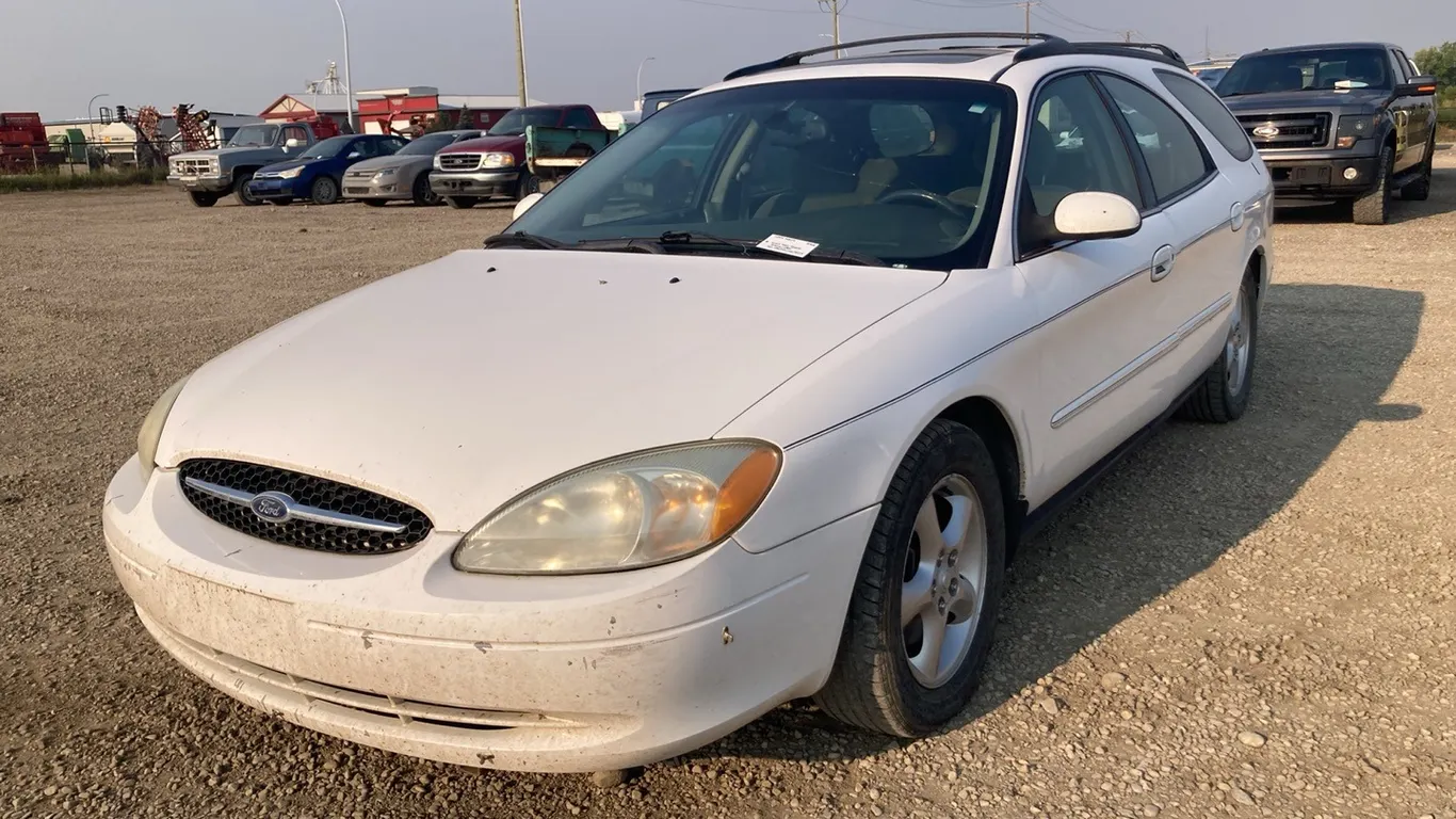 2002 Ford Taurus Stationwagon White VIN: 1FAFP59U12G134279