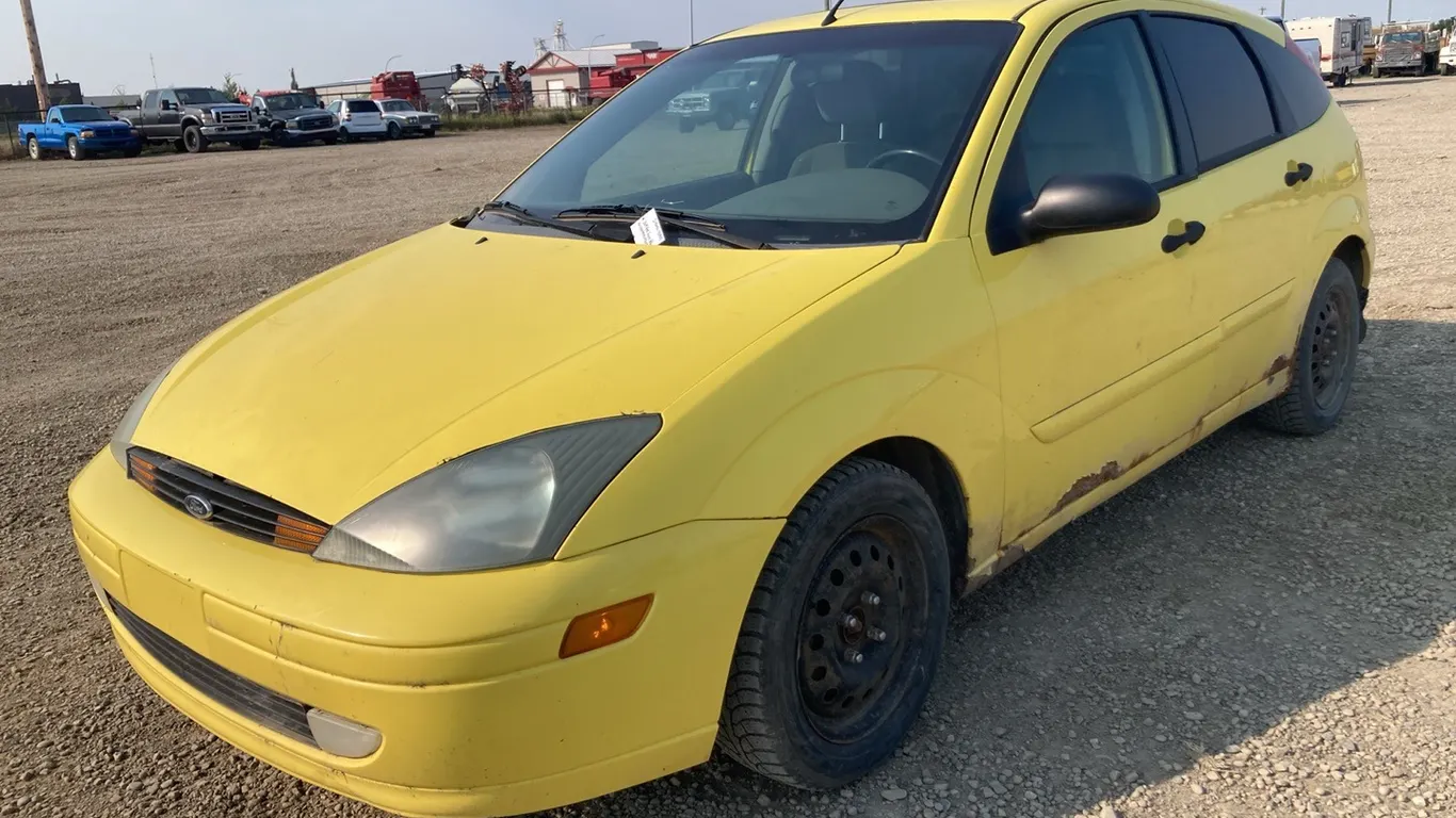 2004 Ford Focus ZX5 Yellow Car, VIN:3FAFP373X4R107723