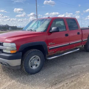 2002 Chevrolet Red Silverado Truck, VIN:1GCHK23132F226028