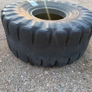 (1) Yokohama 23.5 x 25 Rock Loader Tire