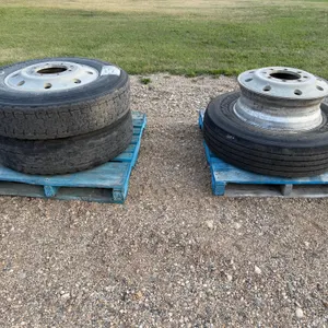 (4) Aluminum Alcoa 8 hole Trailer Rims
