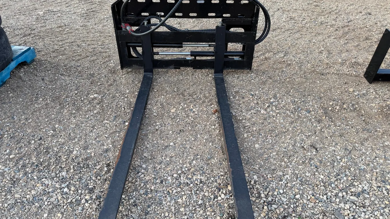 2025 Unused 59" Hydraulic Skid Steer Forks