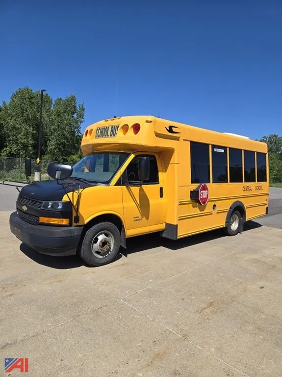 2018 Chevy Express G4500 Mini School Bus