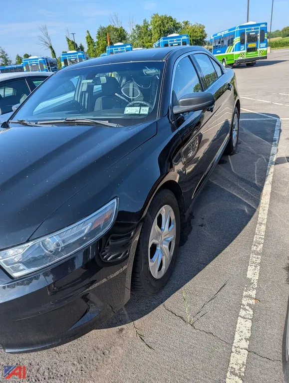 2017 Ford Taurus Sedan/Police Vehicle