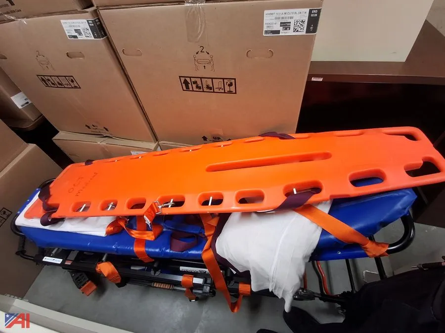 Dyna-Med Gurney and Najo Lite Backboard