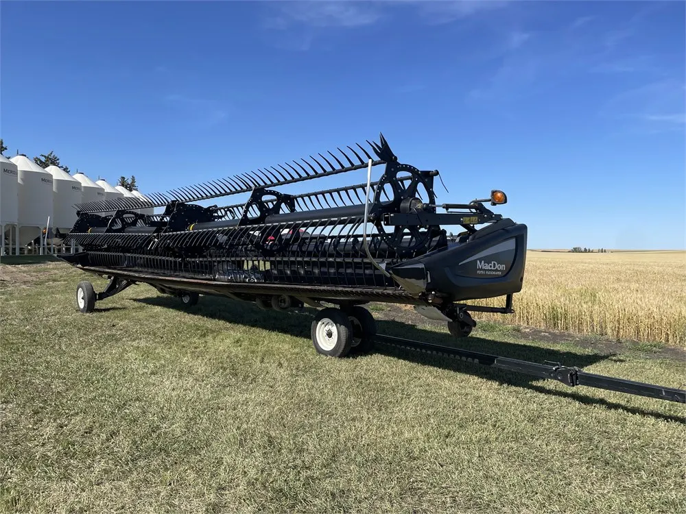 2017 MACDON FD75S Flex Draper Header w/ Transport, Shedded