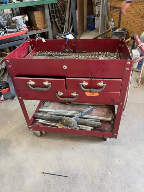 Shop cart contents included