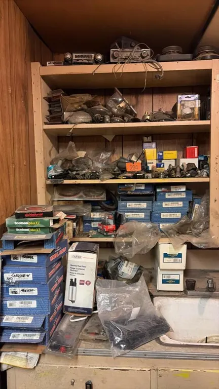 Assorted truck parts & electrical