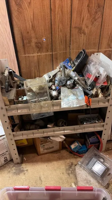 Shop cart with content included