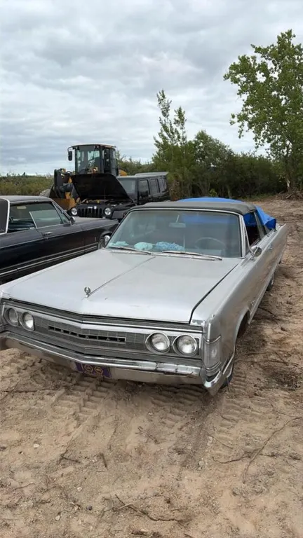 1966 Chrysler imperial crown 2 door convertible