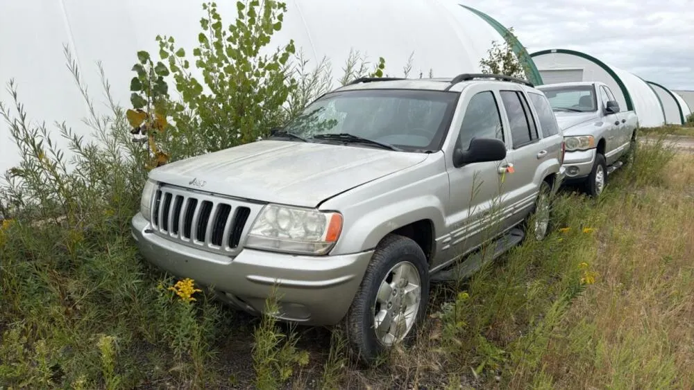 2002 Grand Cherokee Ltd NO TOD