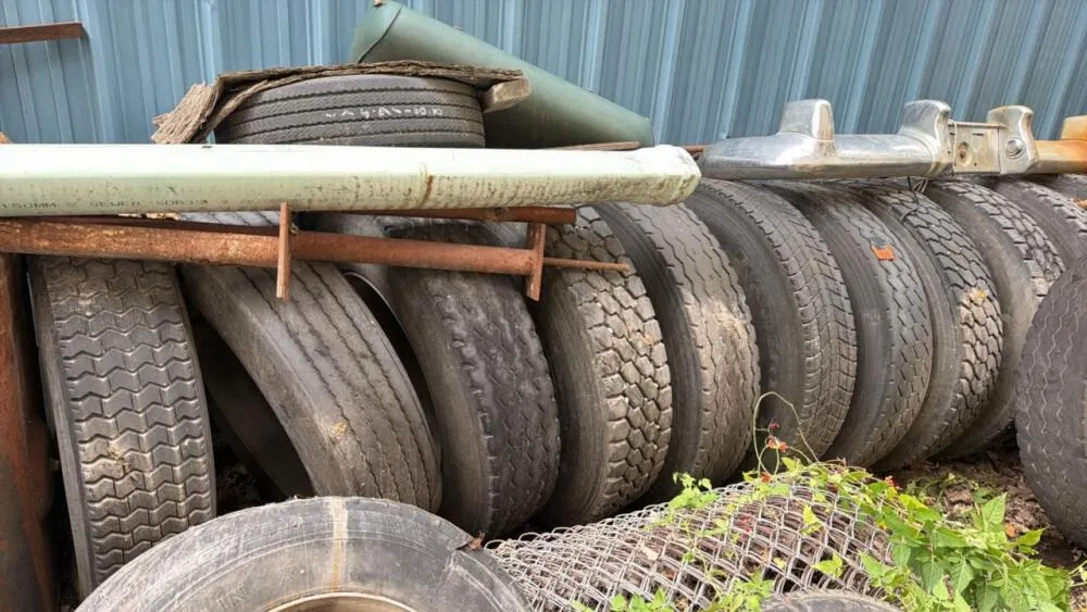 10- used tires on aluminum rims 11R 24.5